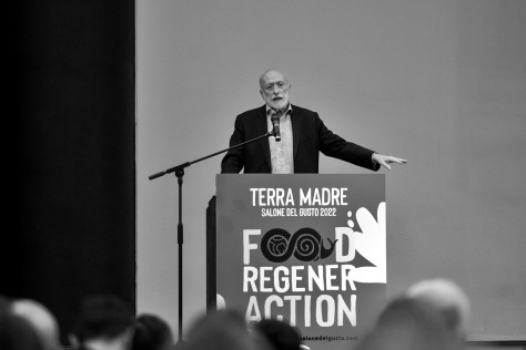Rivoluzione Slow Food e Terra Madre 2026: la sfida dopo Carlo Petrini